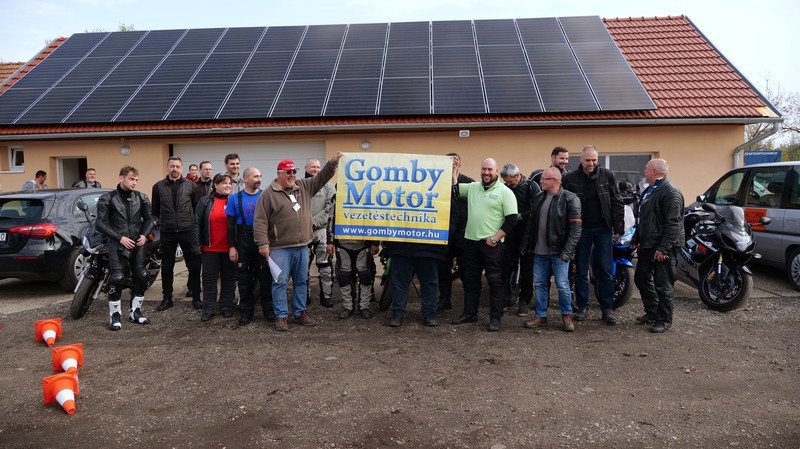 gombymotor-motoros-vezetestechnikai-trening-2022-04-24- 20